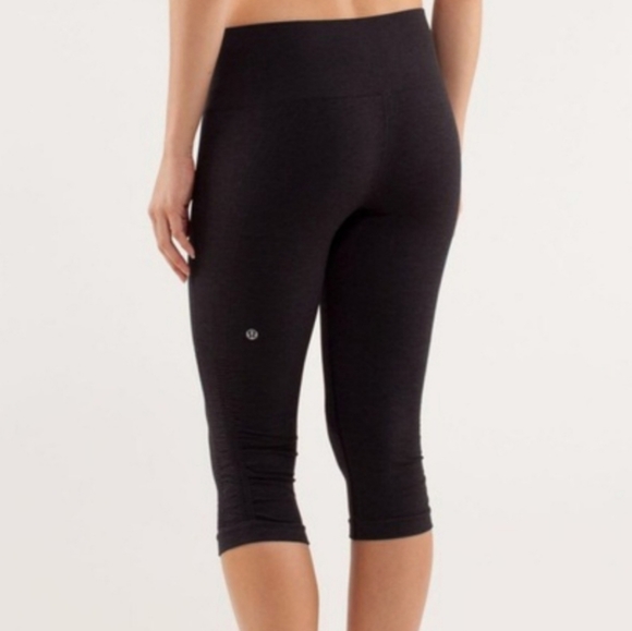 Lululemon GRAY Crop Active Legging I - Picture 2 of 8